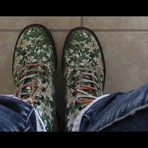 1460 shamrock dr martens